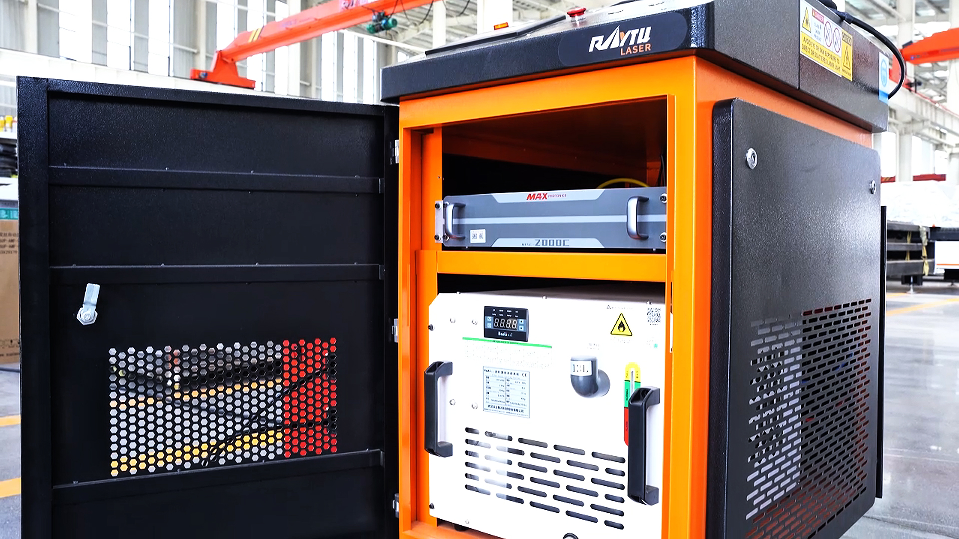 What is a fiber laser cutting machine applied in?